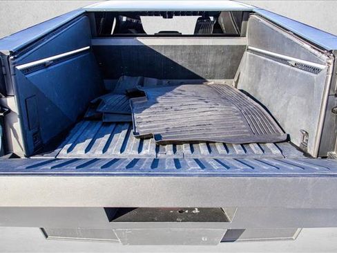 Used 2024 Tesla Cybertruck Cyberbeast image 28