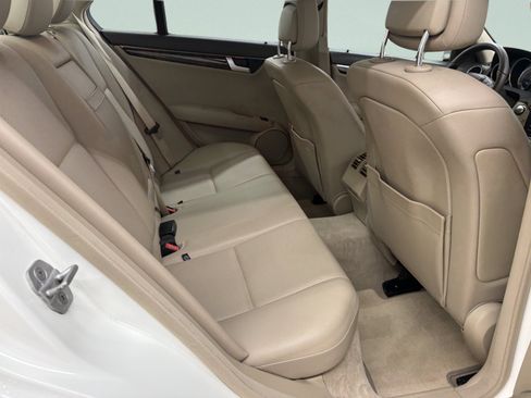 Used 2014 Mercedes-Benz C 300 4MATIC Sedan image 26