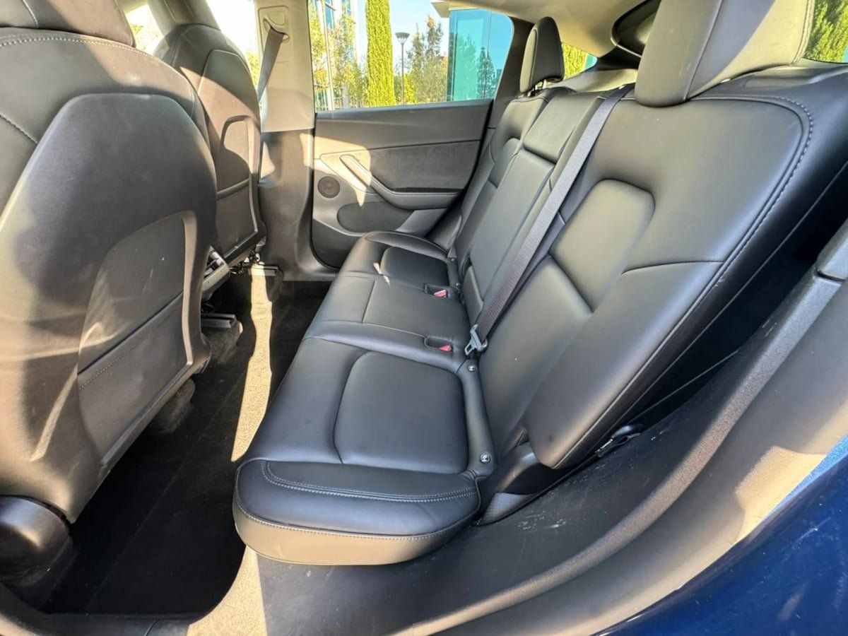 Used 2023 Tesla Model Y Long Range AWD/4WD image 36