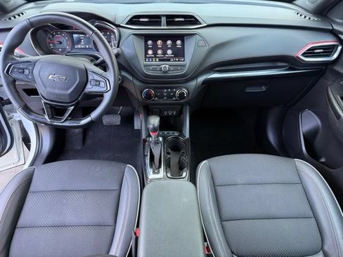 Used 2023 Chevrolet TrailBlazer RS AWD/4WD image 18