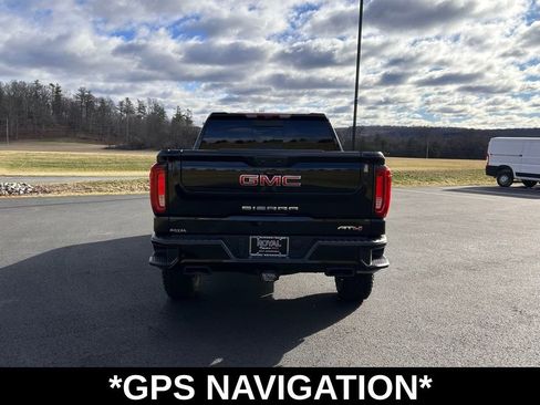 Used 2025 GMC Sierra 1500 AT4 w/ AT4 Premium Package image 7
