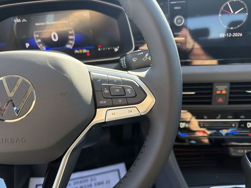 New 2026 Volkswagen Jetta SE FWD image 24