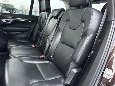 Used 2018 Volvo XC90 T6 Momentum image 19