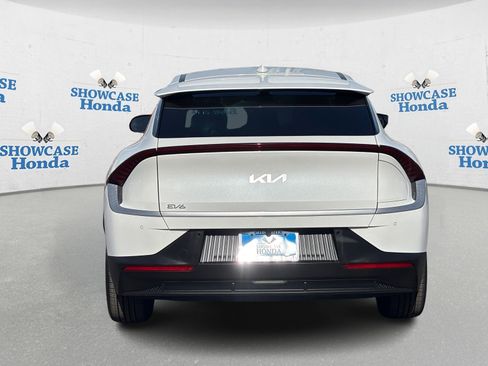 Used 2023 Kia EV6 Light image 7