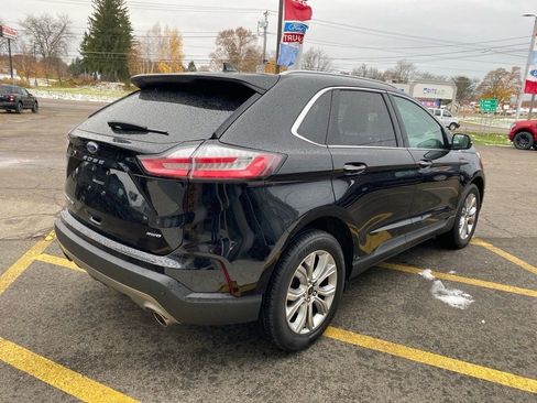 Used 2024 Ford Edge Titanium image 5