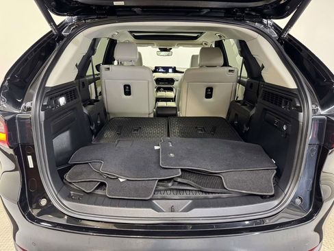 Used 2024 MAZDA CX-90 3.3 Turbo S w/ Premium Plus image 14