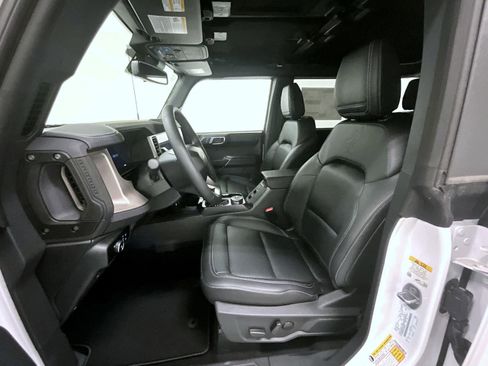 New 2025 Ford Bronco Outer Banks image 10