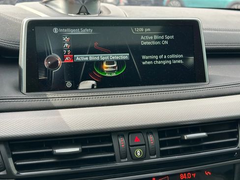 Used 2015 BMW X6 xDrive50i image 47