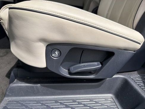 Used 2022 Hyundai Palisade Limited FWD image 27