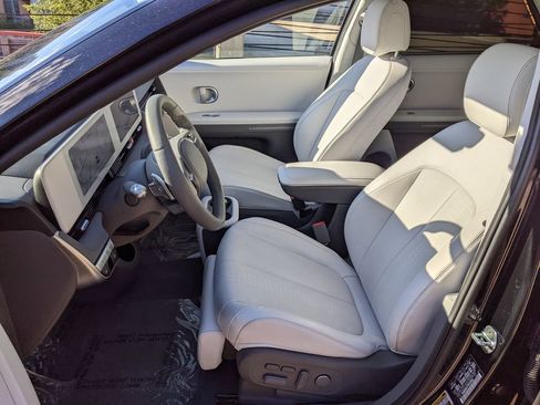 Used 2023 Hyundai Ioniq 5 Limited AWD/4WD image 11
