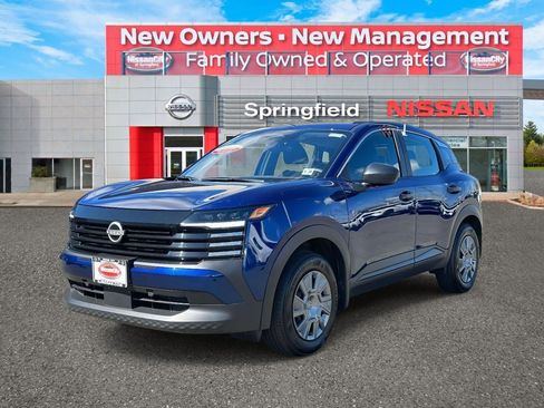 Certified 2025 Nissan Kicks S image 2