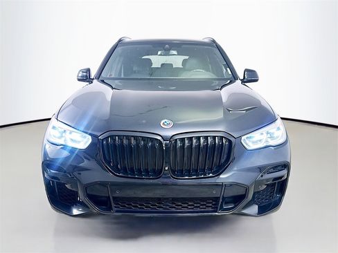 Used 2023 BMW X5 M50i w/ Executive Package image 2