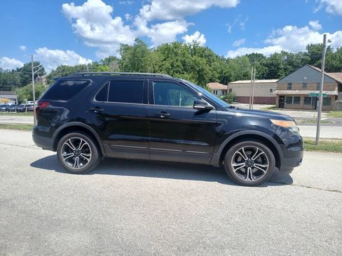 Used 2015 Ford Explorer Sport w/ Equipment Group 401A AWD/4WD image 4