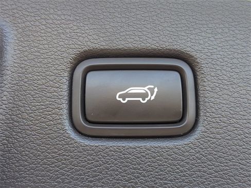 Used 2022 Kia Telluride SX image 13