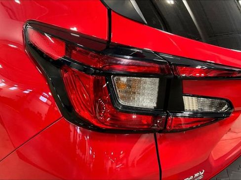 Used 2024 Subaru Crosstrek 2.0i Premium image 29