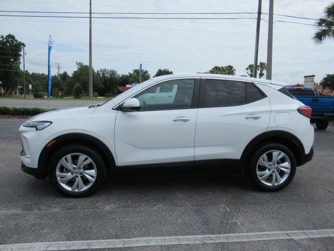 Used 2025 Buick Encore GX Preferred FWD image 2