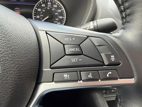 Used 2025 Nissan Sentra SV w/ All-Weather Package FWD image 14