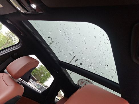 Used 2023 Kia Sportage SX image 14