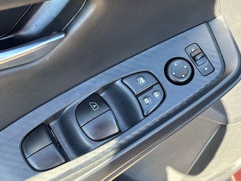 Used 2025 Nissan Sentra SV image 26