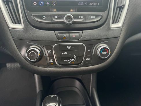 Used 2020 Chevrolet Malibu RS image 25