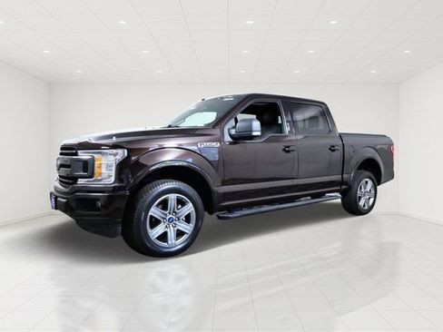 Used 2018 Ford F150 XLT w/ Equipment Group 302A Luxury AWD/4WD image 2
