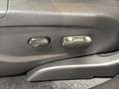 Used 2021 Buick Encore Preferred FWD image 14