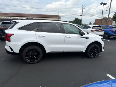 Certified 2023 Kia Sorento SX AWD/4WD image 8