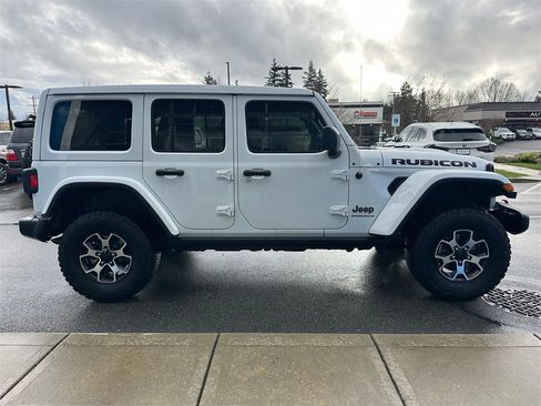 Used 2023 Jeep Wrangler Rubicon w/ Cold Weather Group image 6
