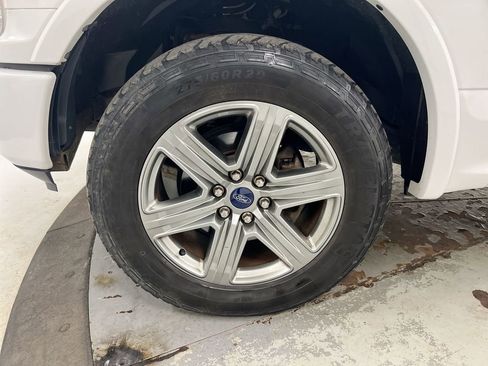 Used 2018 Ford F150 XLT w/ Equipment Group 302A Luxury AWD/4WD image 27
