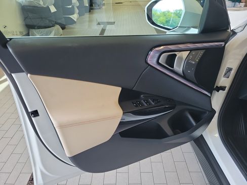 Used 2026 BMW X3 xDrive30 w/ Convenience Package image 15