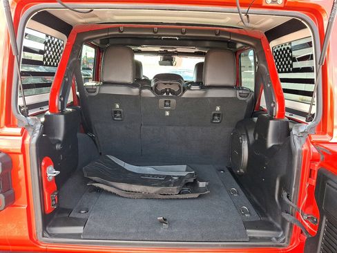 Used 2019 Jeep Wrangler Unlimited Rubicon w/ Dual Top Group image 18