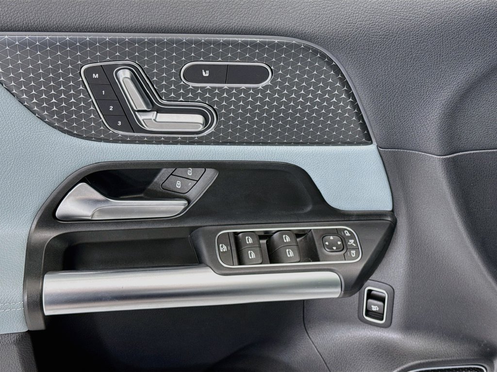 Certified 2026 Mercedes-Benz GLA 250 image 21