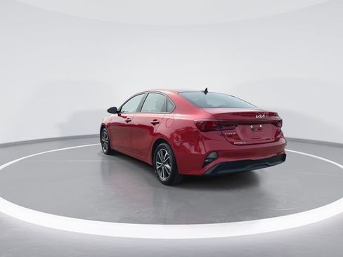 Used 2024 Kia Forte LXS image 6