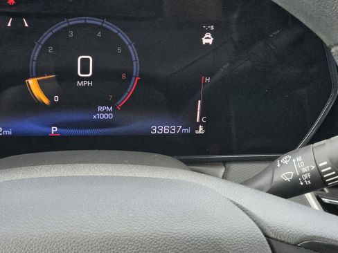 Used 2025 Chevrolet TrailBlazer LT FWD image 17