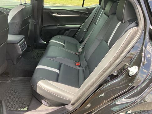 Used 2025 Toyota Camry SE FWD image 22