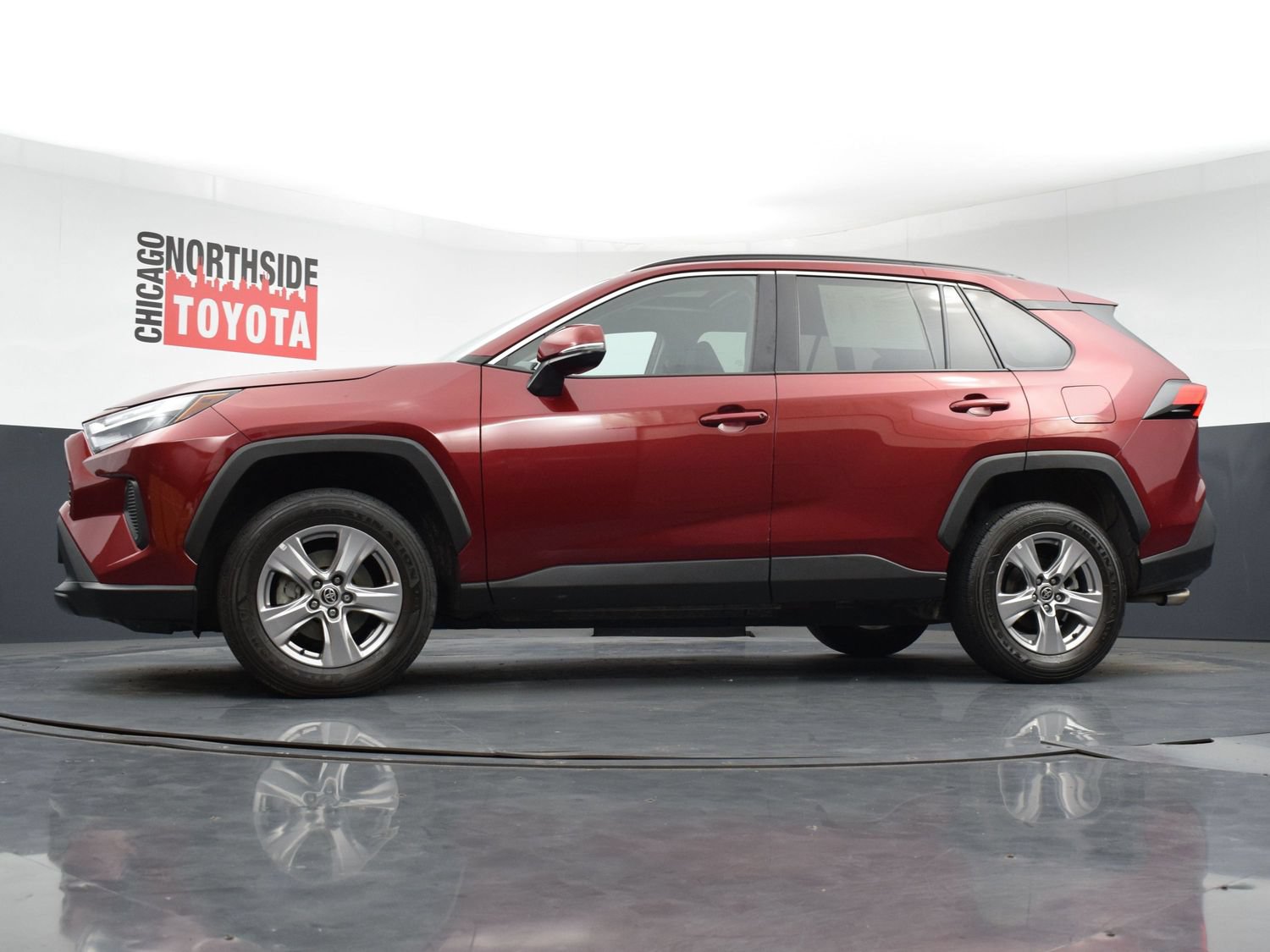 Used 2022 Toyota RAV4 XLE w/ Convenience Package AWD/4WD image 27