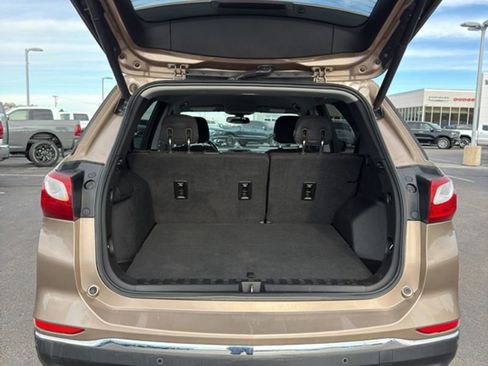Used 2019 Chevrolet Equinox LT image 8