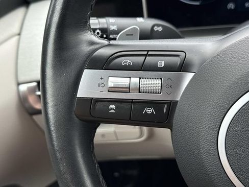 Used 2025 Hyundai Tucson Limited FWD image 24
