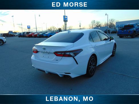 Used 2021 Toyota Camry SE image 6