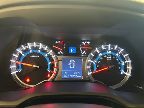 Used 2014 Toyota 4Runner SR5 Premium AWD/4WD image 20