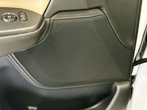 Used 2018 Honda CR-V Touring image 18
