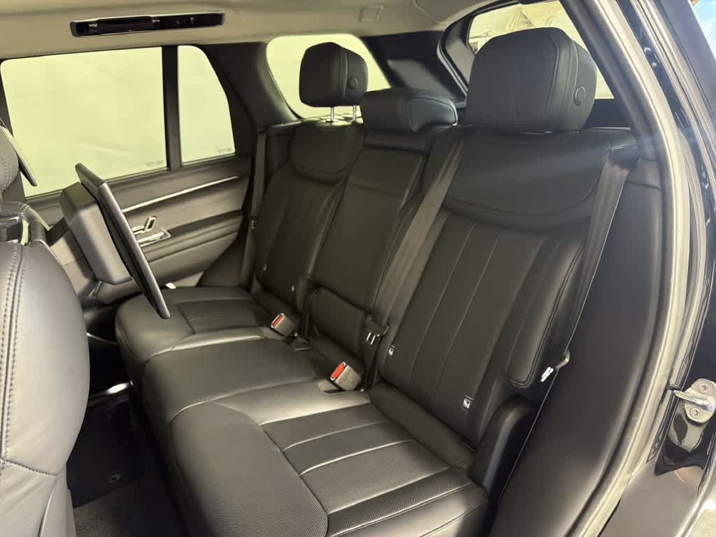 Used 2023 Land Rover Range Rover First Edition AWD/4WD image 6