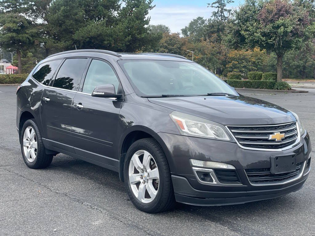 Used 2016 Chevrolet Traverse LT w/ True North Edition AWD/4WD image 1