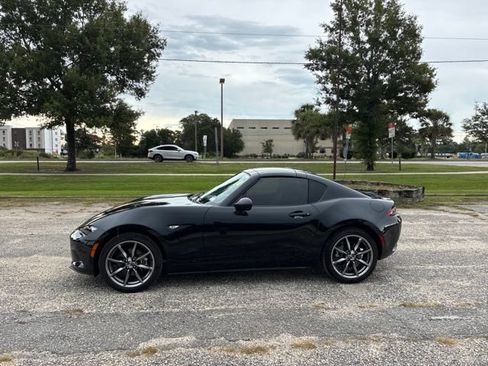 Used 2021 MAZDA MX-5 Miata RF Grand Touring RWD image 6