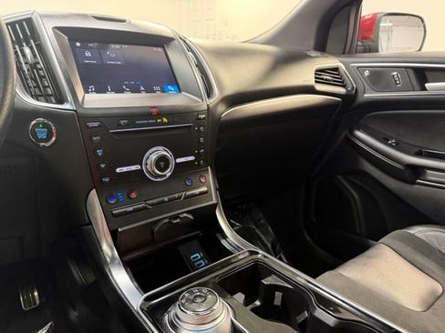 Used 2019 Ford Edge ST w/ Equipment Group 401A AWD/4WD image 16