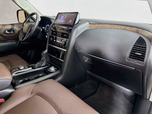 Used 2023 INFINITI QX80 Premium Select w/ Cargo Package AWD/4WD image 32