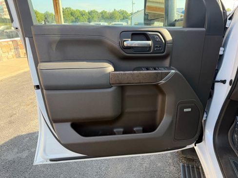 Used 2021 GMC Sierra 2500 Denali w/ Denali Ultimate Package AWD/4WD image 14