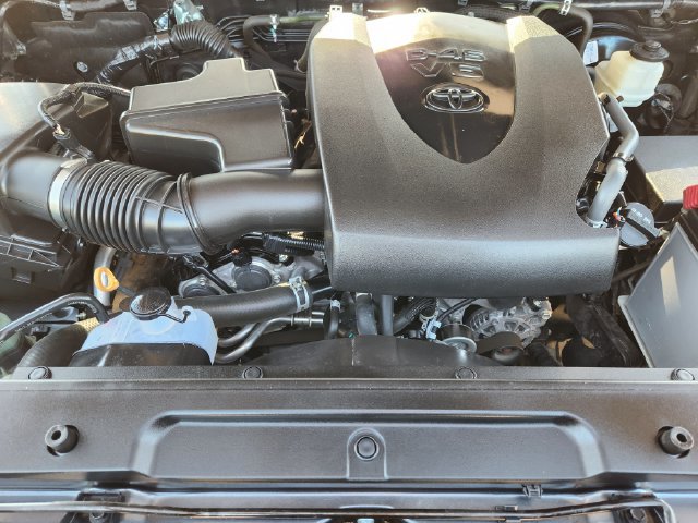Used 2022 Toyota Tacoma Limited RWD image 31