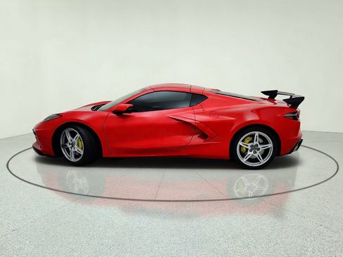 Used 2022 Chevrolet Corvette Stingray Preferred Cpe w/ Z51 Performance Package RWD image 9
