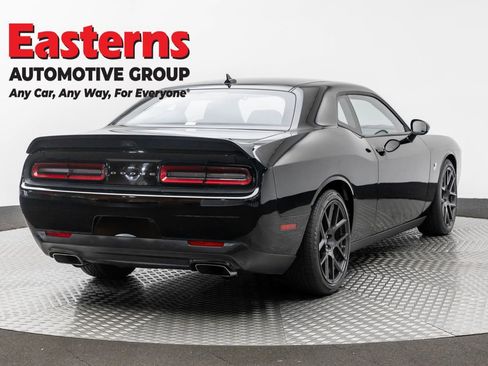 Used 2019 Dodge Challenger R/T Scat Pack RWD image 5